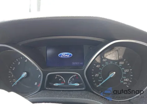 2013 Ford Focus Se z USA, uszkodzony, nr VIN 1FADP3K24DL104305